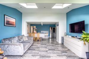 Photo 10- click for photo gallery